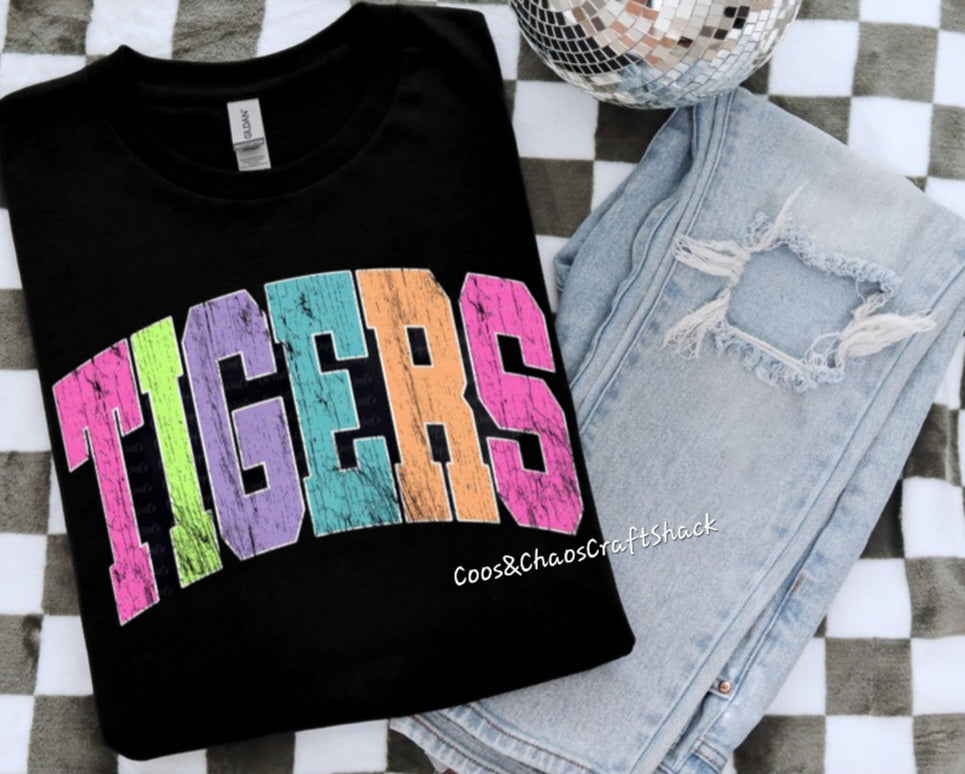 TigNeon-Tee/Sweatshirt