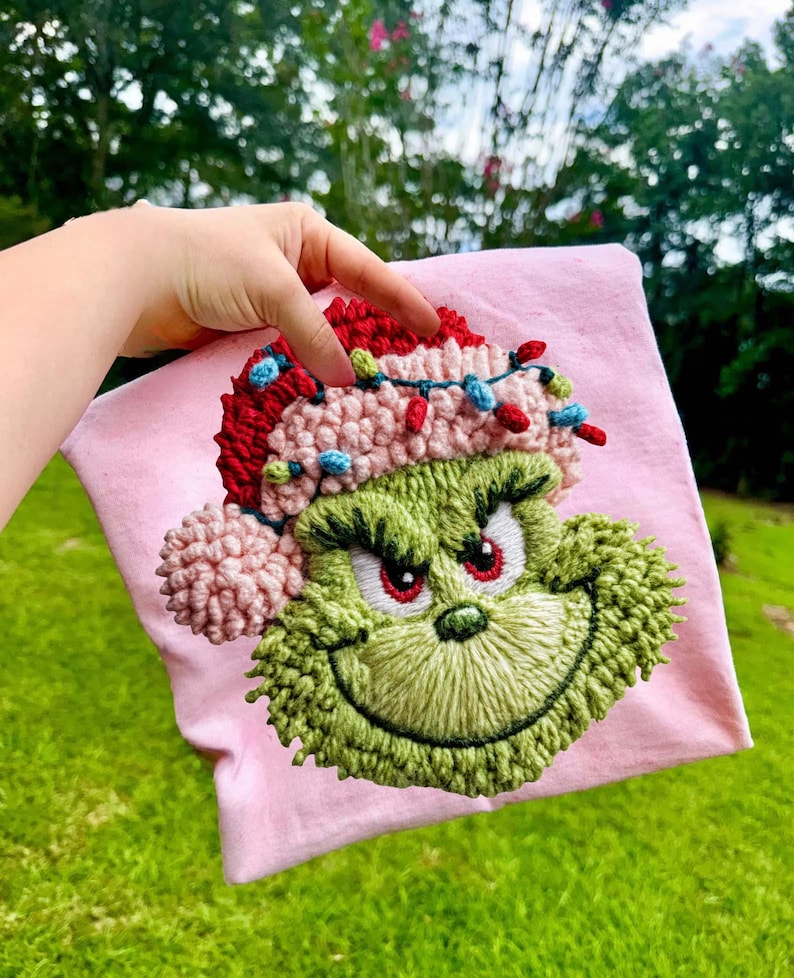 GreenHat-Tee/Sweatshirt