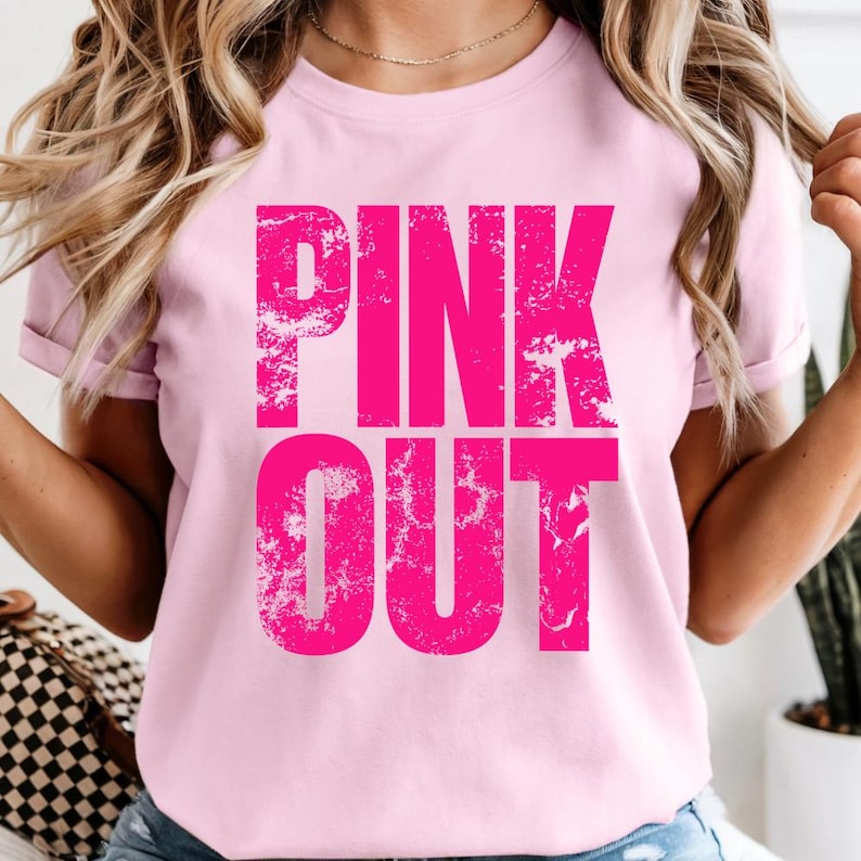PNKOUTBCTee/Sweatshirt